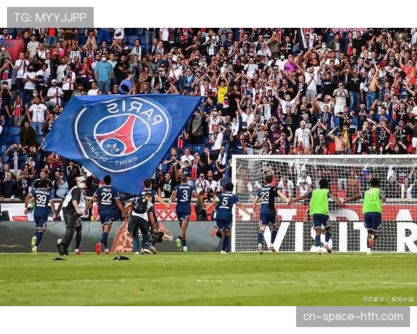 巴黎圣日耳曼飞赴慕尼黑,备战与拜仁关键次回合 巴黎圣日耳曼飞赴慕尼黑,备战与拜仁关键次回合